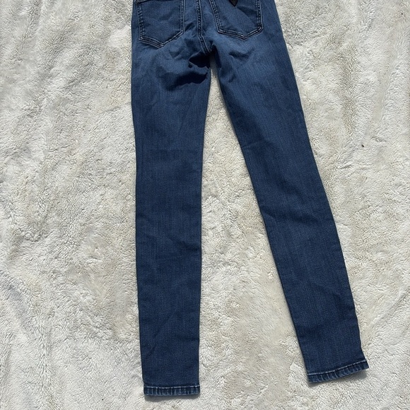 GUESS High Rise Skinny Jeans | Size 26 | Classic Blue Denim | - Picture 7 of 9